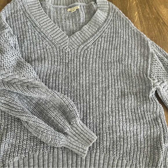 Gray Women's Sweater - Picture 2 of 3